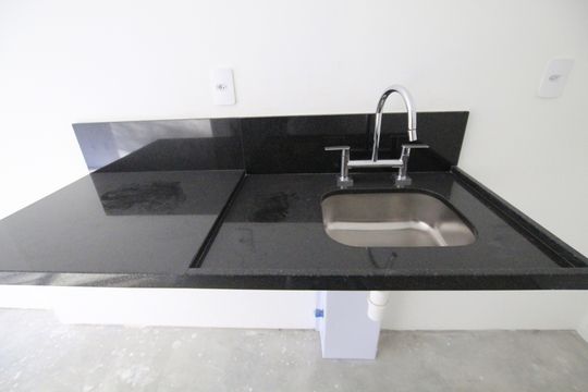 cozinha de kitnet/studio à venda com 1 quarto, 24m² em Chácara Klabin, São Paulo
