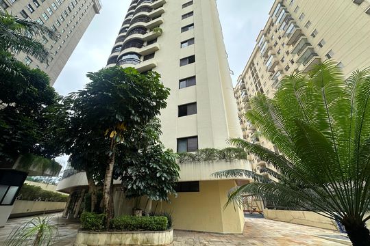 Fachada de apartamento para alugar com 3 quartos, 113m² em Alphaville Industrial, Barueri