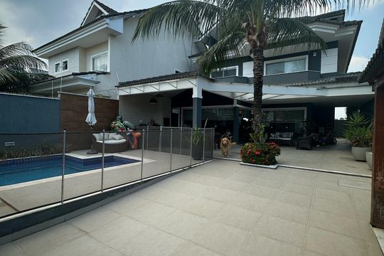 Área externa de casa de condomínio à venda com 4 quartos, 273m² em Recreio dos Bandeirantes, Rio de Janeiro