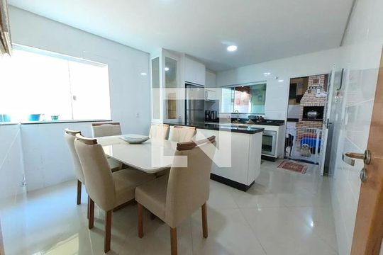 Sala de casa à venda com 3 quartos, 143m² em Freguesia do Ó, São Paulo