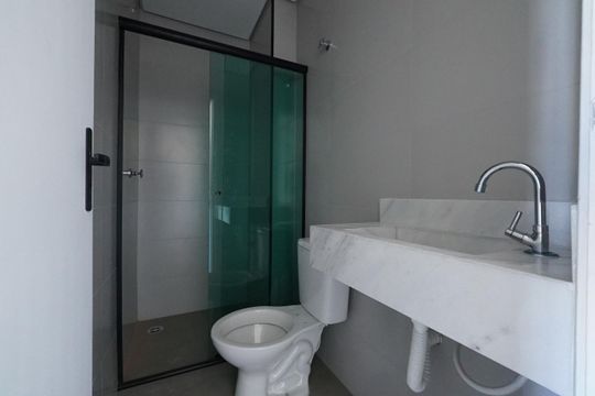 Banheiro de kitnet/studio à venda com 1 quarto, 25m² em Vila Mariana, São Paulo