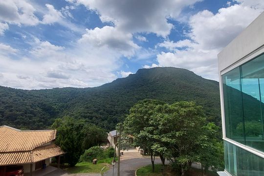Vista da varanda de casa de condomínio à venda com 4 quartos, 323m² em Vereda das Gerais, Nova Lima