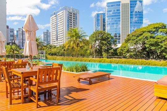 Área externa de apartamento à venda com 1 quarto, 68m² em Petrópolis, Porto Alegre