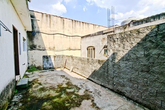 Quintal de casa à venda com 2 quartos, 80m² em Parque Continental Ii, Guarulhos