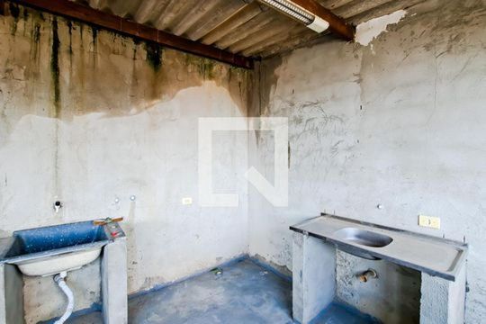 Área de serviço de casa à venda com 6 quartos, 250m² em Parque Continental II, Guarulhos