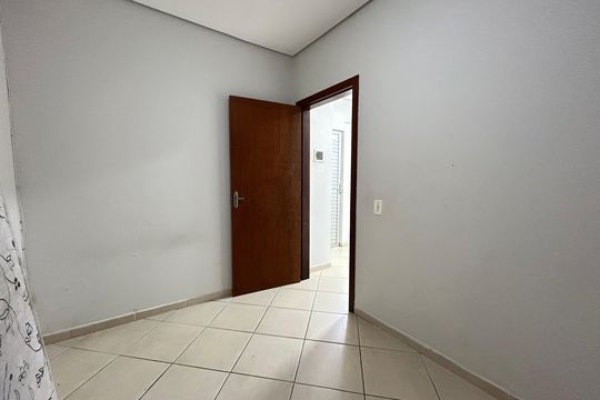 Quarto de apartamento para alugar com 1 quarto, 35m² em Jardim Atlântico, Florianópolis