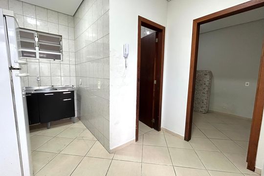 Sala de apartamento para alugar com 1 quarto, 35m² em Jardim Atlântico, Florianópolis