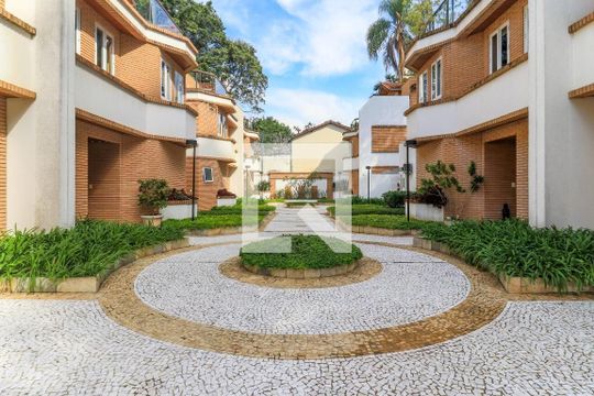 Área comum de casa de condomínio à venda com 4 quartos, 315m² em Santo Amaro, São Paulo