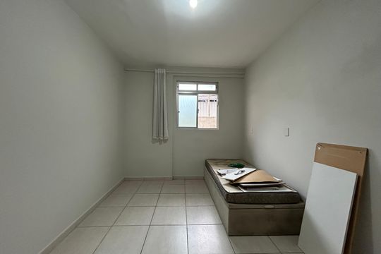 Quarto 2 de apartamento para alugar com 2 quartos, 70m² em Jardim Atlântico, Florianópolis
