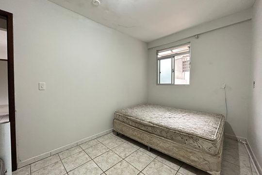 Quarto 1 de apartamento para alugar com 2 quartos, 70m² em Jardim Atlântico, Florianópolis