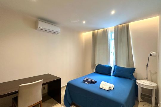 Apartamento para alugar com 4 quartos, 220m² em Copacabana, Rio de Janeiro