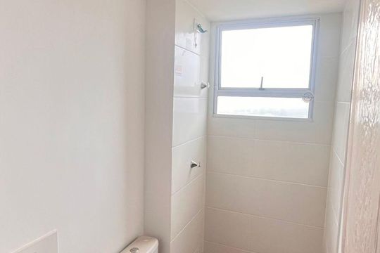 Banheiro de apartamento para alugar com 2 quartos, 39m² em João Braz, Goiânia