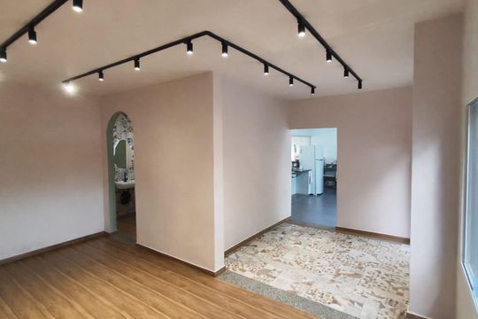 Casa à venda com 2 quartos, 229m² em Conjunto Residencial Butanta, São Paulo