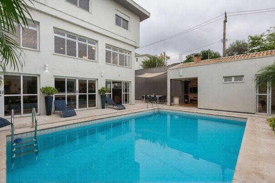 Casa à venda com 6 quartos, 700m² em Lapa, São Paulo