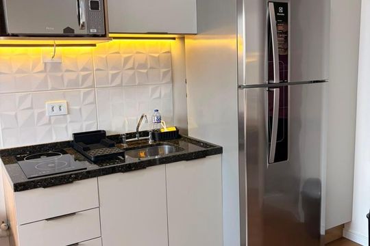 Cozinha de apartamento para alugar com 1 quarto, 27m² em Vila Aricanduva, São Paulo