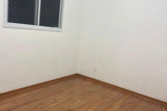 Quarto de apartamento para alugar com 2 quartos, 45m² em Maria Paula, São Gonçalo