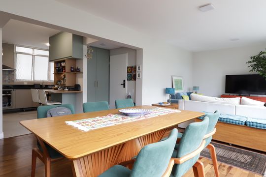 Apartamento à venda com 3 quartos, 140m² em Jardim Vazani, São Paulo