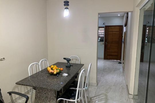Casa à venda com 4 quartos, 214m² em Parque Residencial Jundiaí, Jundiaí