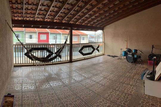 Casa à venda com 4 quartos, 214m² em Parque Residencial Jundiaí, Jundiaí