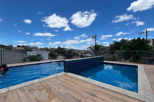 Piscina de apartamento à venda com 2 quartos, 45m² em Juliana, Belo Horizonte