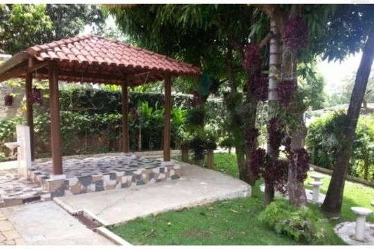 Casa à venda com 3 quartos, 480m² em CECAP, Jundiaí