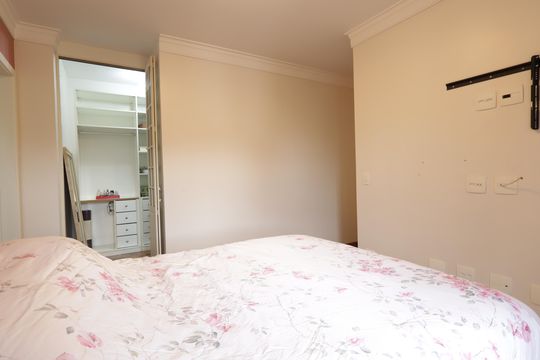 Suíte 3 de apartamento para alugar com 3 quartos, 220m² em Vila Suzana, São Paulo