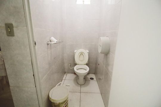 Lavabo 1 de casa para alugar com 6 quartos, 800m² em Santana, São Paulo