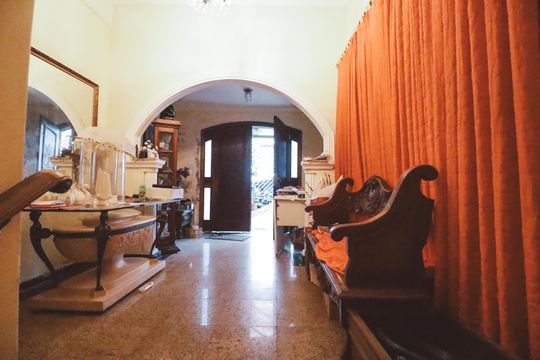 Entrada de casa para alugar com 6 quartos, 800m² em Santana, São Paulo