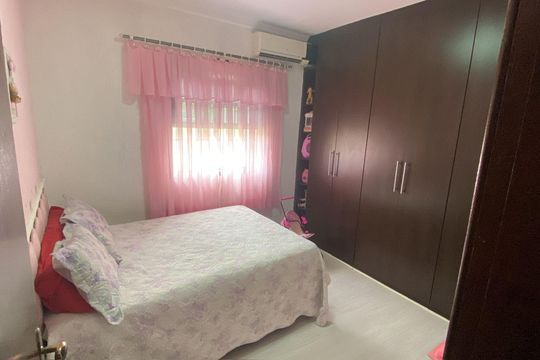 Quarto de casa à venda com 4 quartos, 360m² em Novo das Indústrias, Belo Horizonte