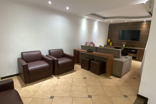 Casa à venda com 4 quartos, 360m² em Novo das Indústrias, Belo Horizonte