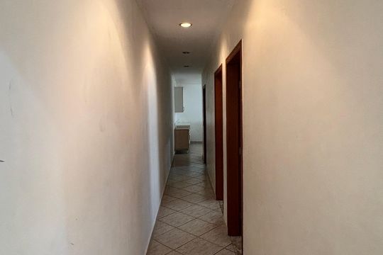 Corredor de casa à venda com 2 quartos, 238m² em Campestre, Santo André