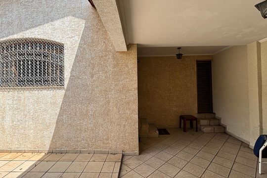 Garagem de casa à venda com 2 quartos, 238m² em Campestre, Santo André