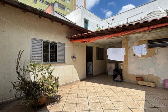 Quintal de casa à venda com 2 quartos, 238m² em Campestre, Santo André