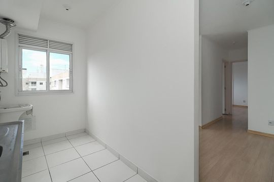 Cozinha de apartamento para alugar com 2 quartos, 51m² em Farrapos, Porto Alegre
