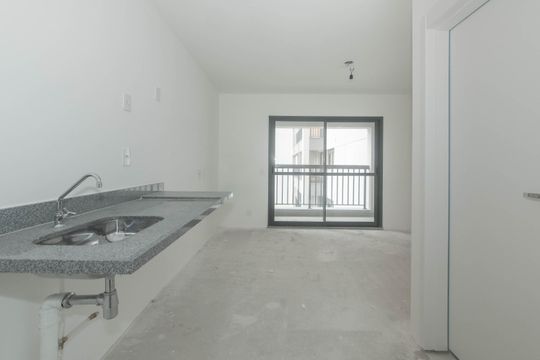 Cozinha de kitnet/studio para alugar com 1 quarto, 24m² em Vila Cordeiro, São Paulo