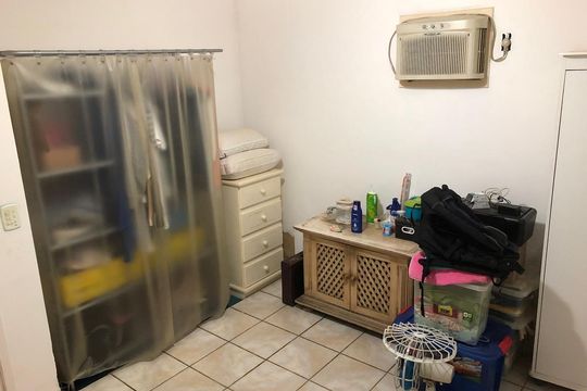 Quarto de casa de condomínio à venda com 4 quartos, 400m² em Taquara, Rio de Janeiro