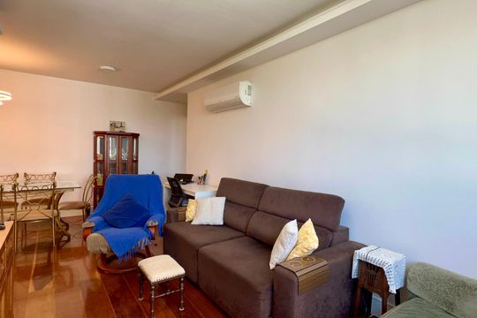 Sala de apartamento à venda com 3 quartos, 110m² em Paraíso, São Paulo