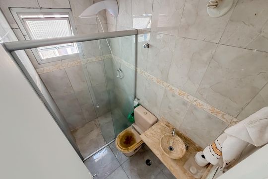 Banheiro de apartamento à venda com 1 quarto, 44m² em Liberdade, São Paulo