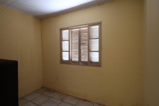 Quarto 1 casa 2 de casa à venda com 5 quartos, 150m² em Niterói, Canoas