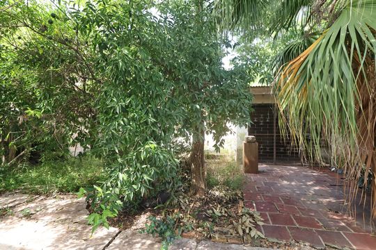 Área externa de casa à venda com 5 quartos, 150m² em Niterói, Canoas