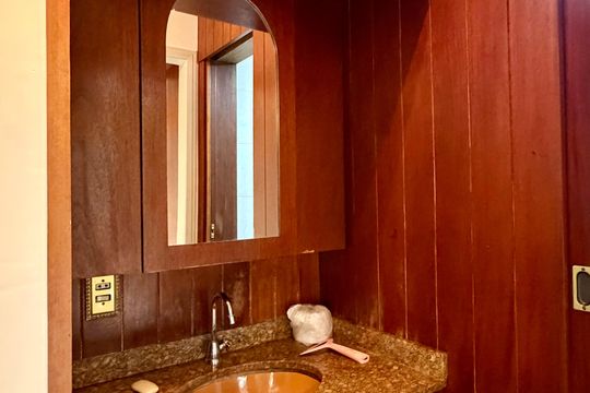 Pia de apartamento à venda com 2 quartos, 47m² em Jardim Jucara, São Paulo