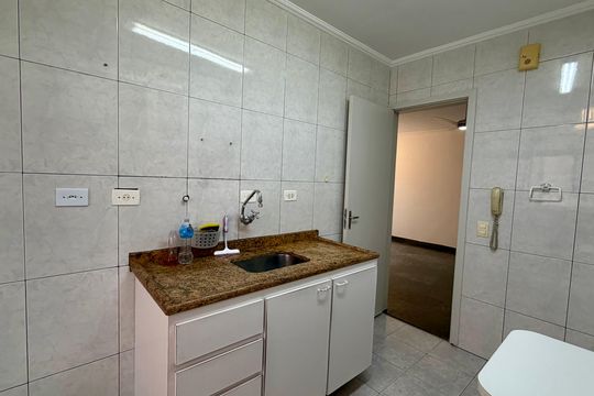 Cozinha 3 de apartamento à venda com 2 quartos, 47m² em Jardim Jucara, São Paulo