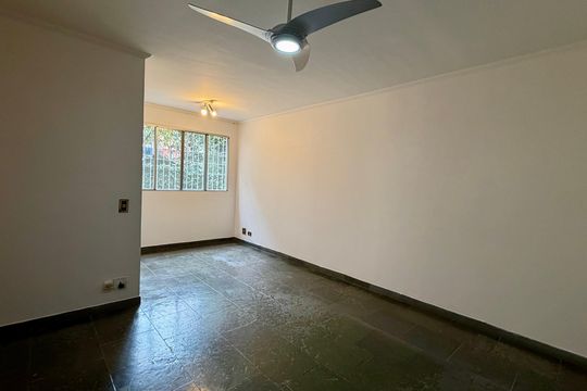Sala 2 de apartamento à venda com 2 quartos, 47m² em Jardim Jucara, São Paulo