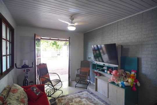 Sala de casa à venda com 2 quartos, 98m² em Campina, São Leopoldo