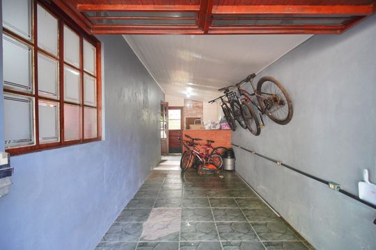 Garagem de casa à venda com 2 quartos, 98m² em Campina, São Leopoldo