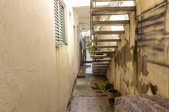 Área de Serviço de casa para alugar com 4 quartos, 400m² em Vila Marari, São Paulo