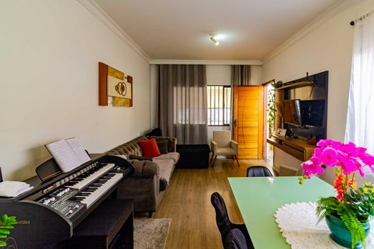 Casa para alugar com 4 quartos, 400m² em Vila Marari, São Paulo