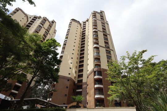 Fachada de apartamento à venda com 4 quartos, 246m² em Vila Andrade, São Paulo