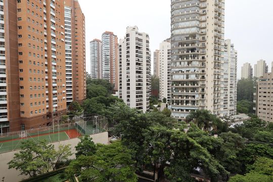 Vista da Varanda de apartamento à venda com 4 quartos, 246m² em Vila Andrade, São Paulo