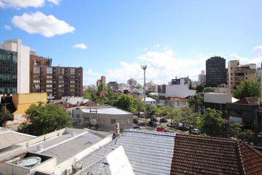 Vista de apartamento à venda com 1 quarto, 53m² em Rio Branco, Porto Alegre